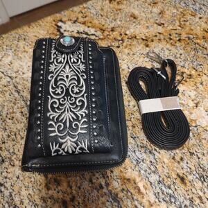 American Bling Embossed Collection Western Style Crossbody Wallet Purse Black